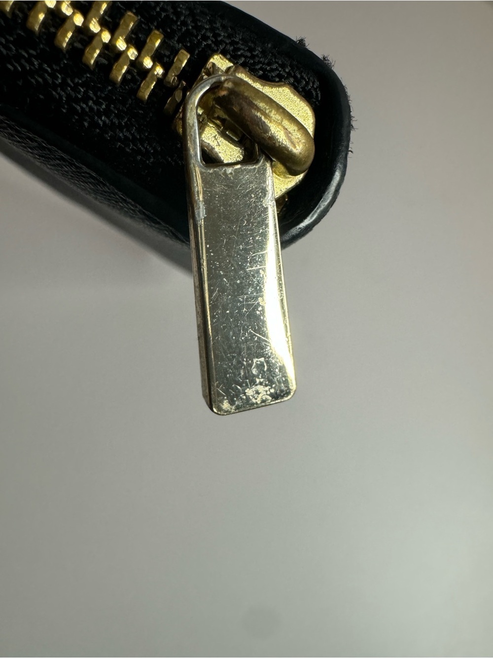 #303 Tory Burch Emerson Zip Around Long Wallet Black Saffiano Leather - Picture 4 of 14